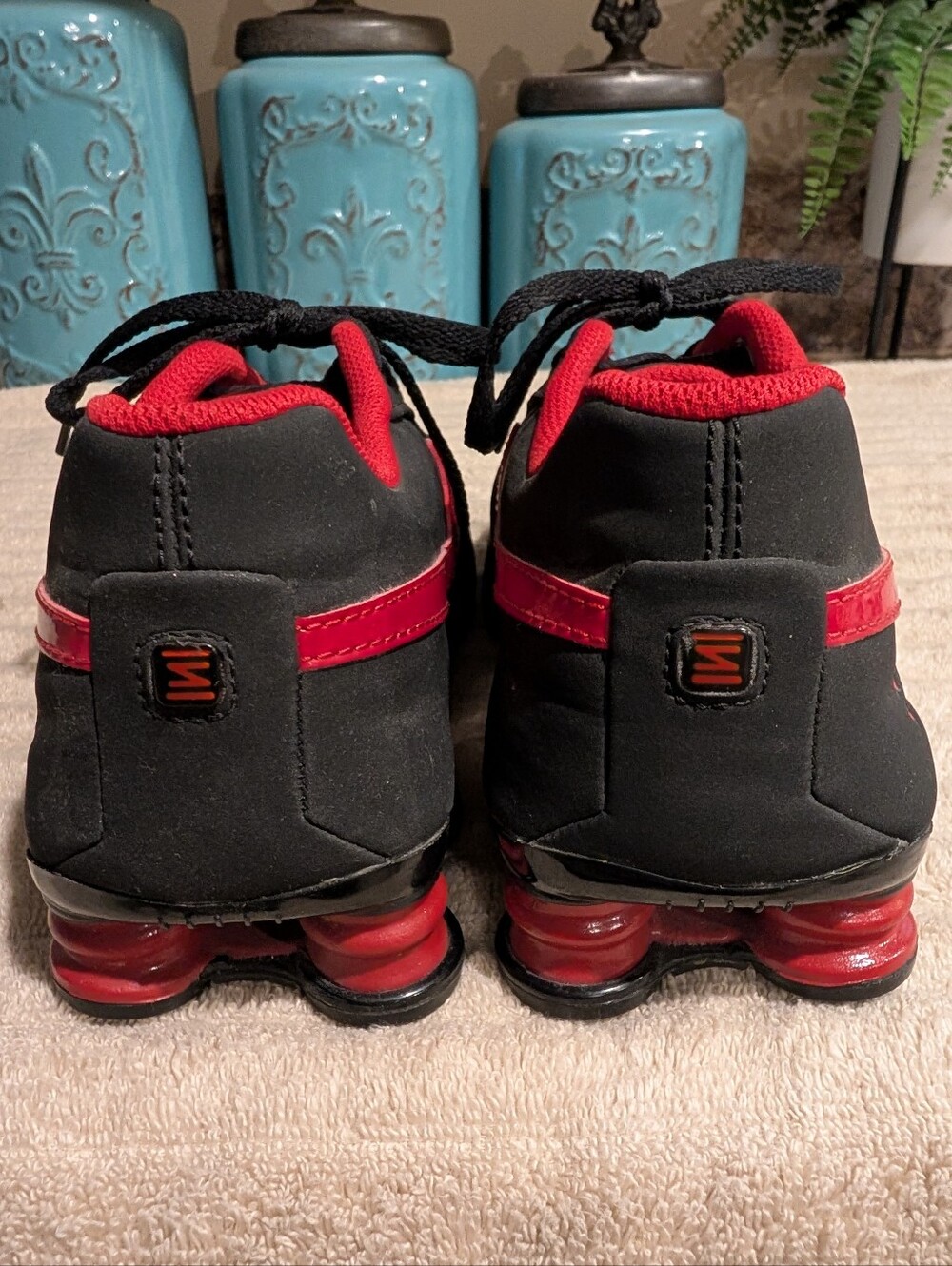 Nike Shox Deliver Running Shoes Youth 7Y Black Red Leather Lace Up Sneaker - Picture 6 of 8